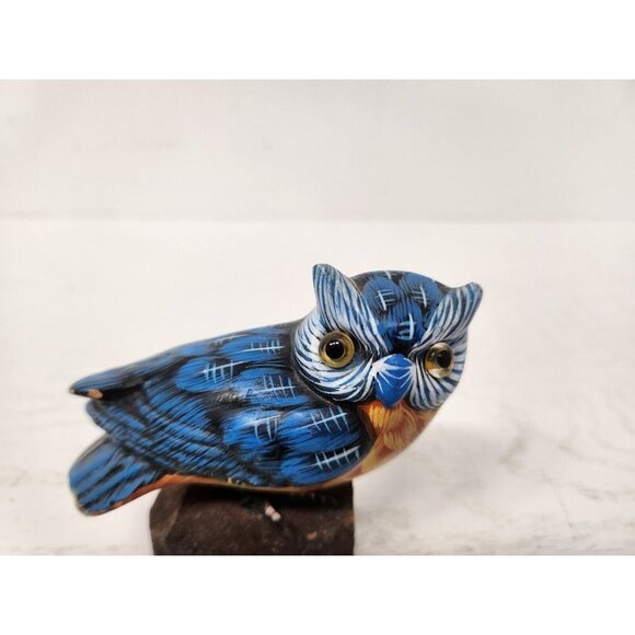 Vintage 1988 Enesco Hand Painted Ceramic Blue Owl Figurine Mounted On Wood Decor - Picture 2 of 9